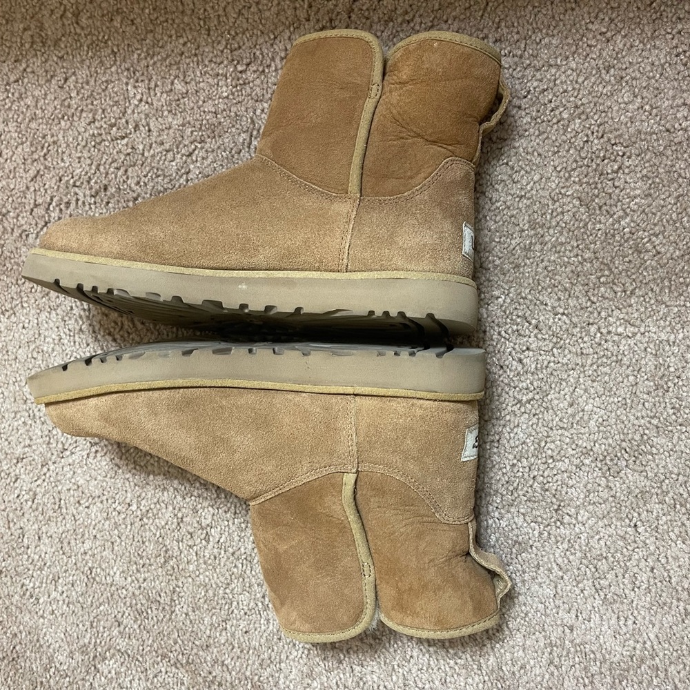 Short Chestnut Ugg Boots